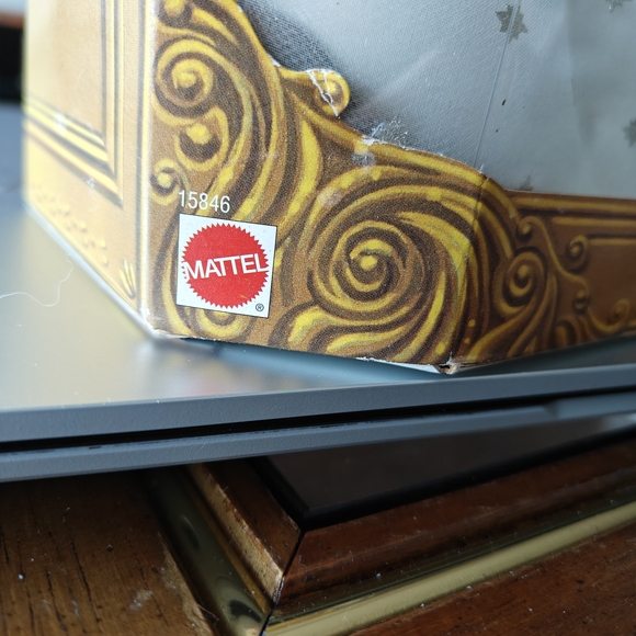 Mattel Barbie Empress Sissy Collector Doll - Picture 5 of 10